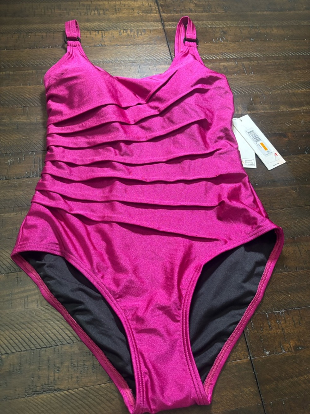 DKNY
Women's One-Piece Starburst Swimsuit Size:S 0020